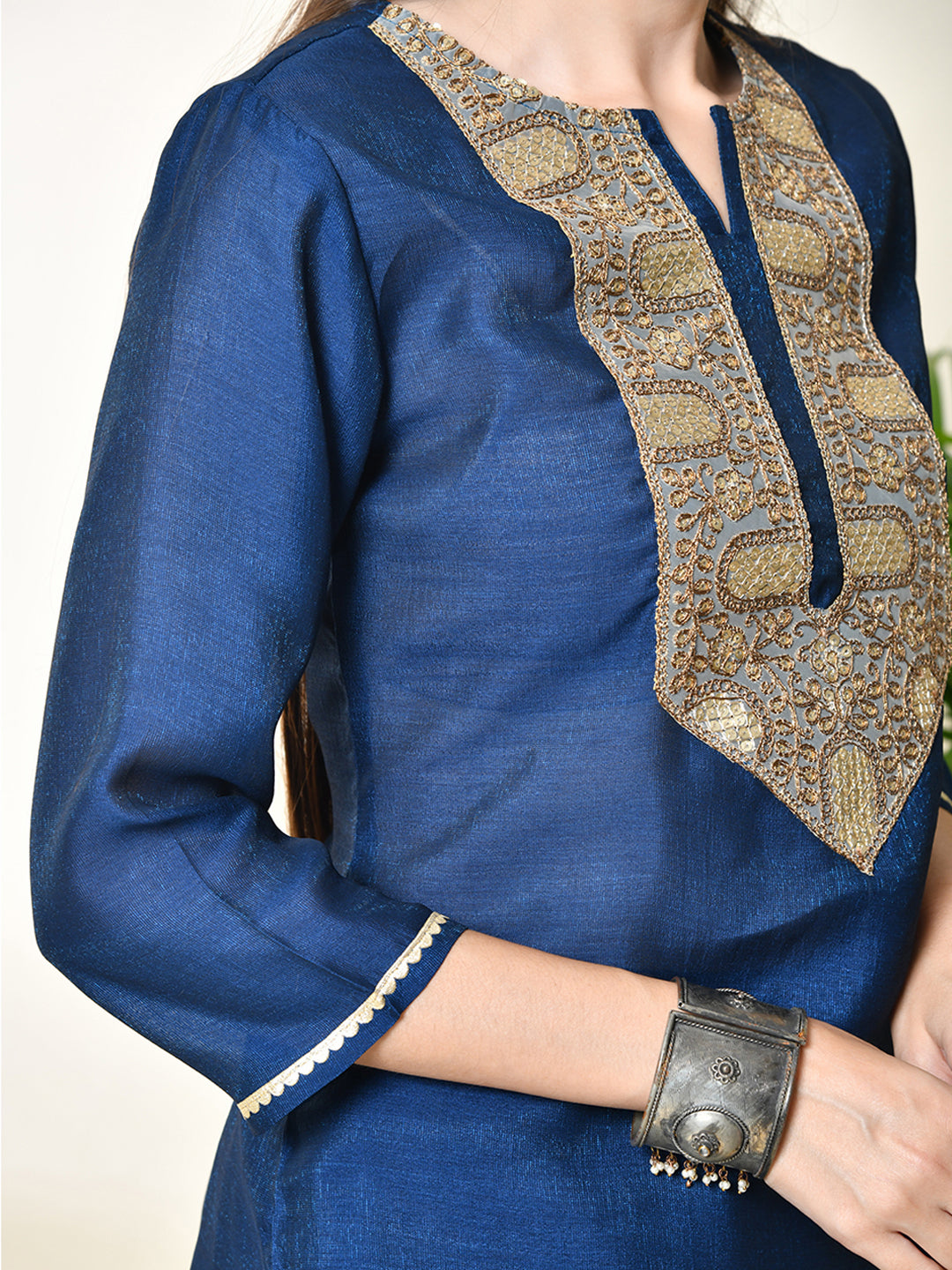 Myshka Women's Embroidered Keyhole Neck Bell Sleeves Kurta & Palazzos With Dupatta Sets in Navy Blue Colour