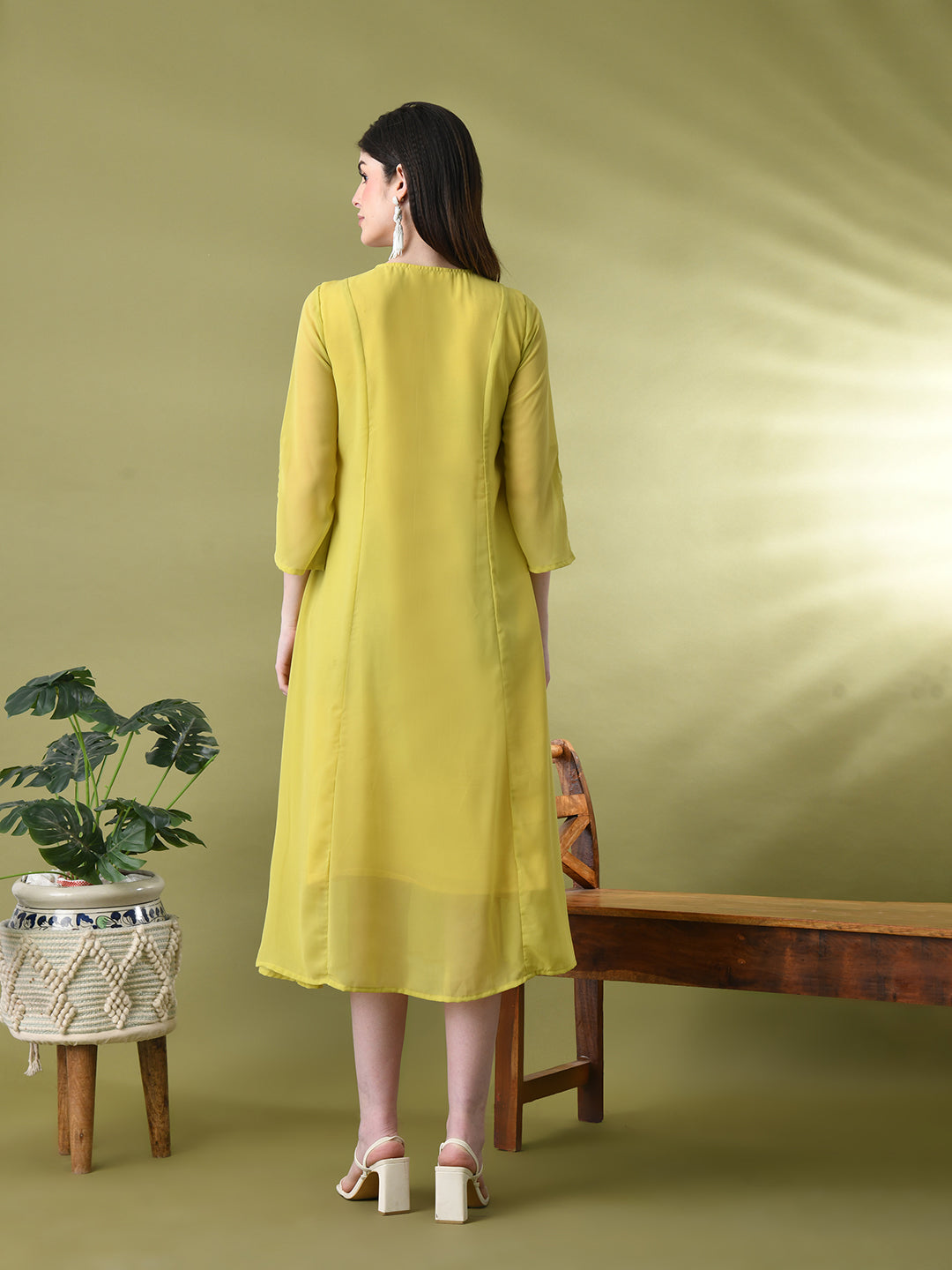Myshka Women's Green Solid Georgette Dress