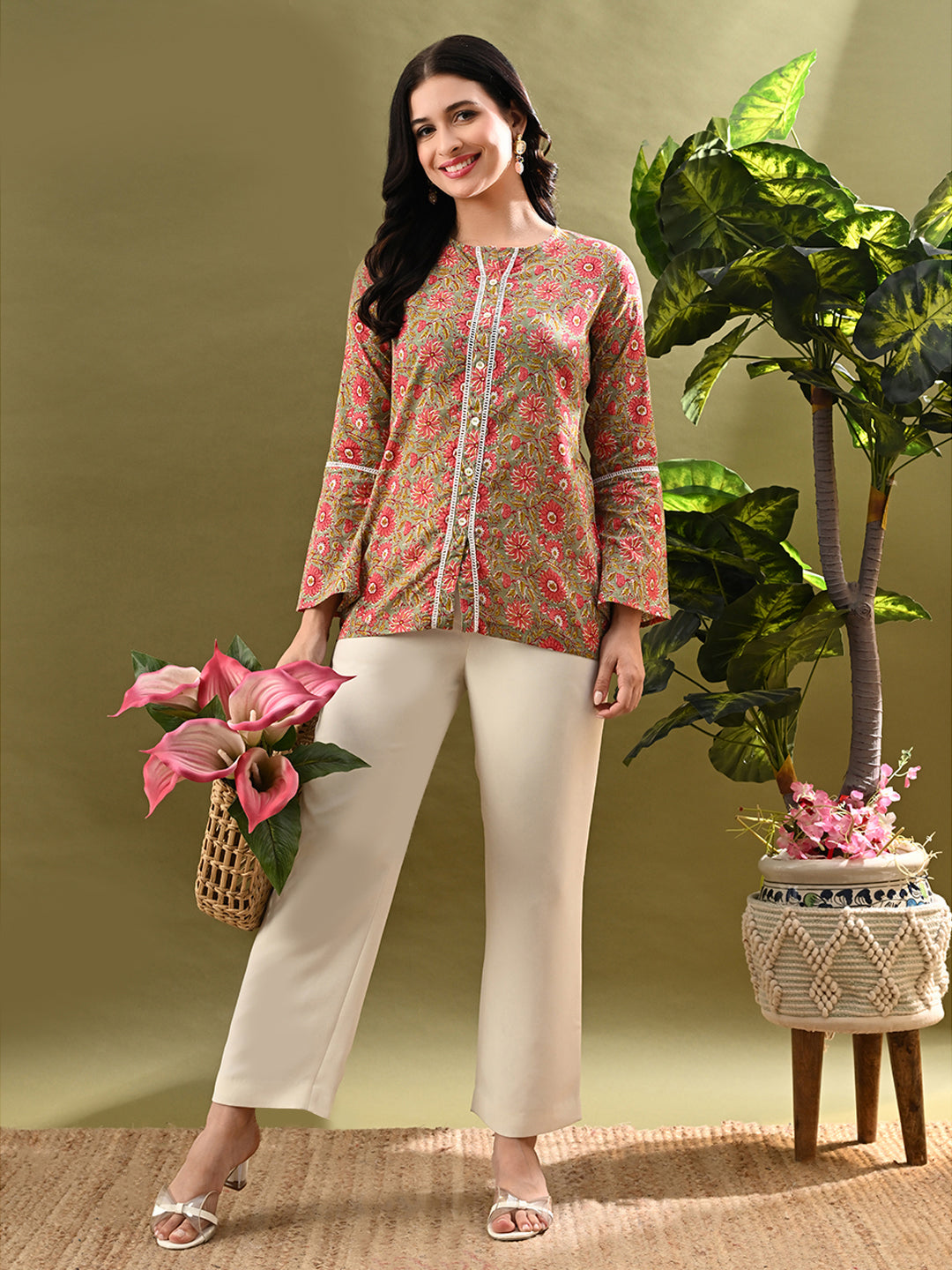Myshka Women's Multi Printed Tunic With Lace