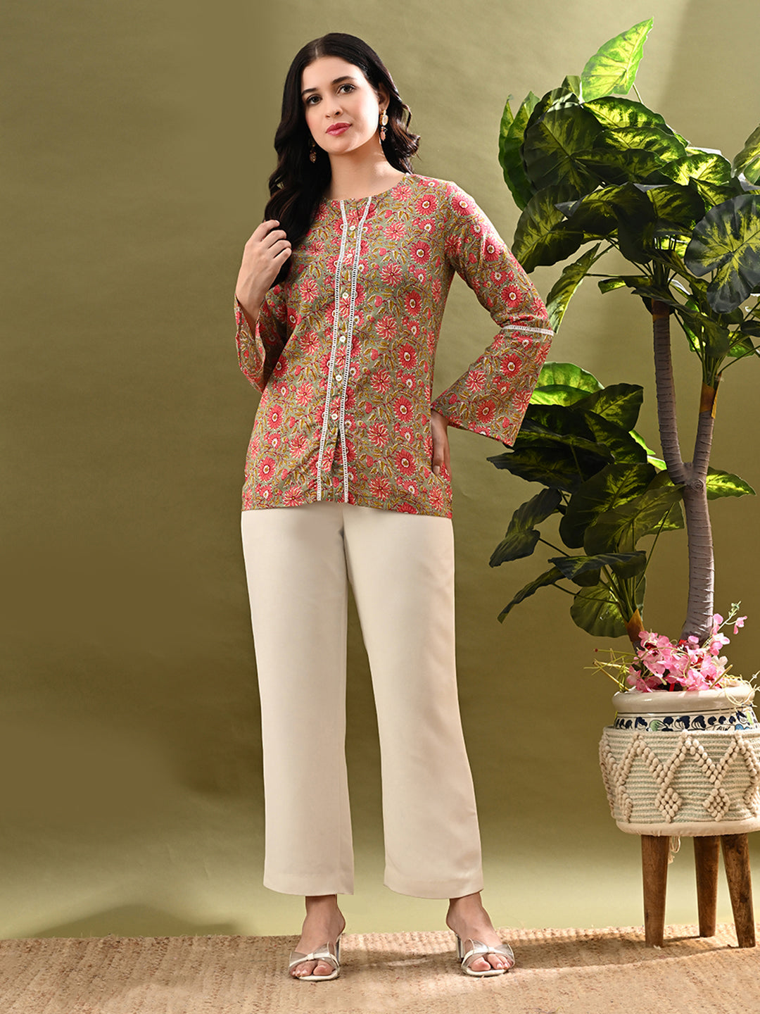 Myshka Women's Multi Printed Tunic With Lace