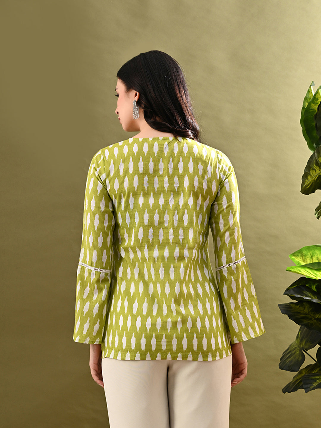Myshka Women's Green Printed Tunic With Lace
