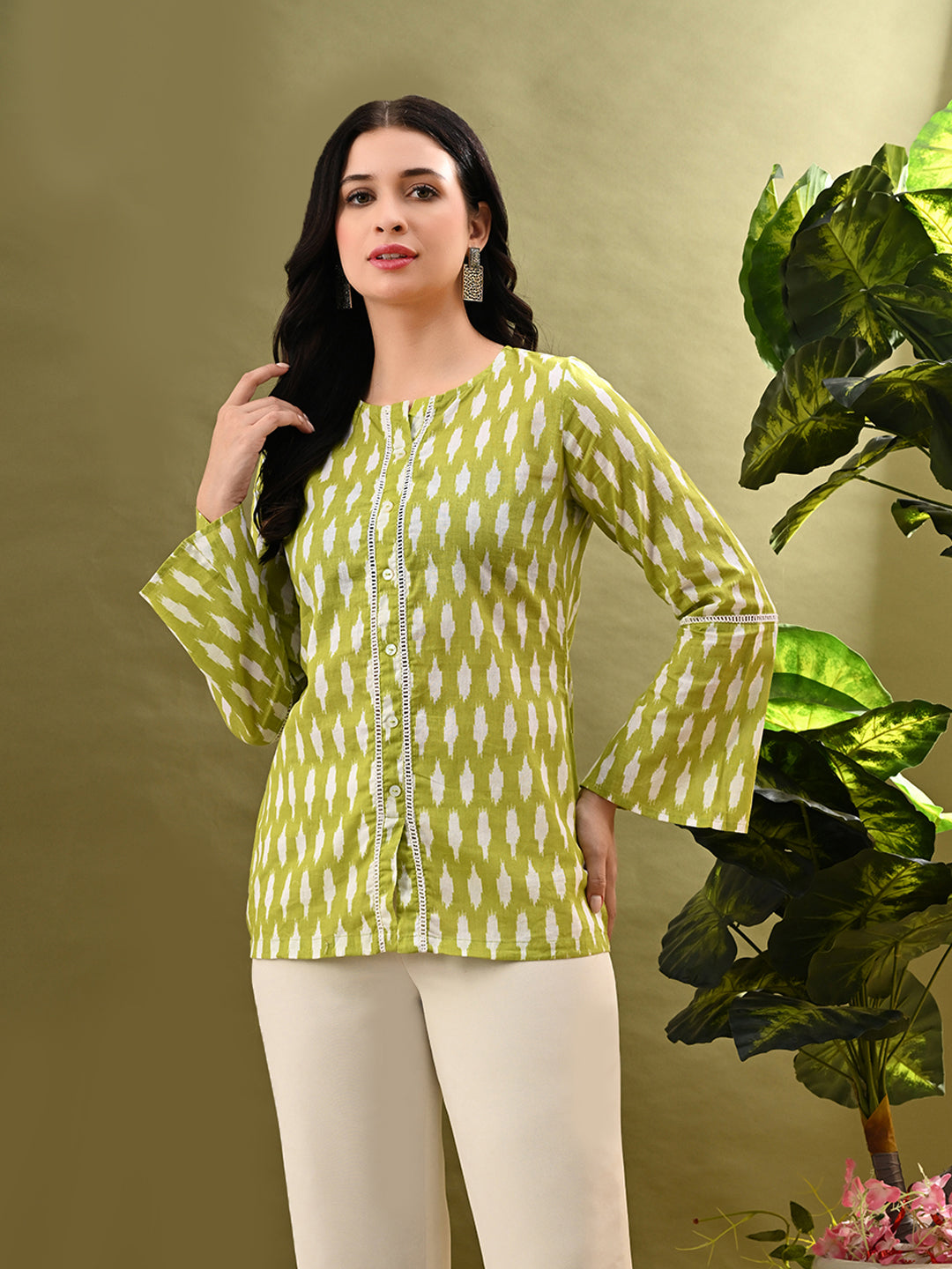 Myshka Women's Green Printed Tunic With Lace