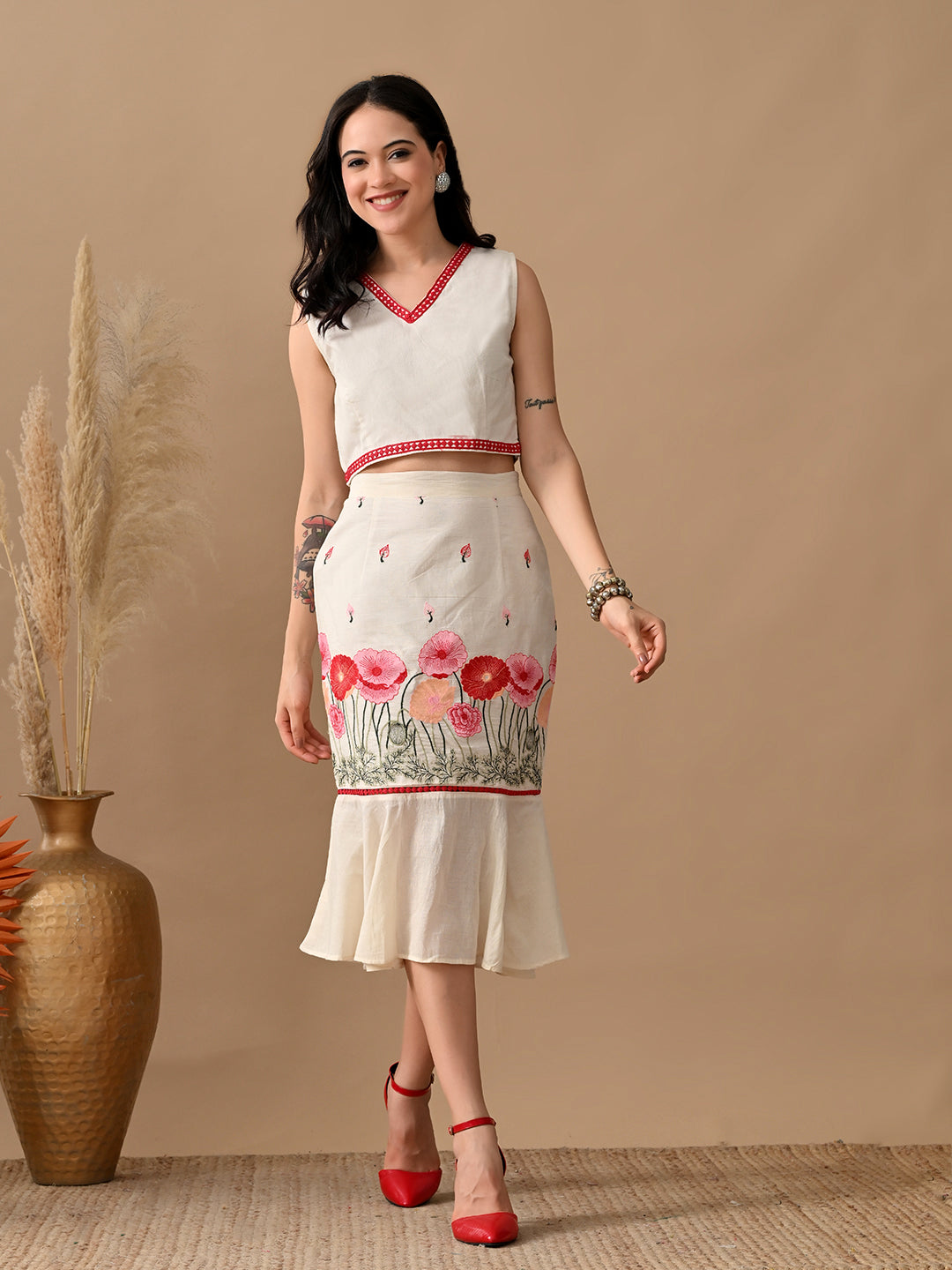Myshka Women Multi Color Thread Floral Embroidered & Laced Sleeveless Top Mermaid Skirt Fusion