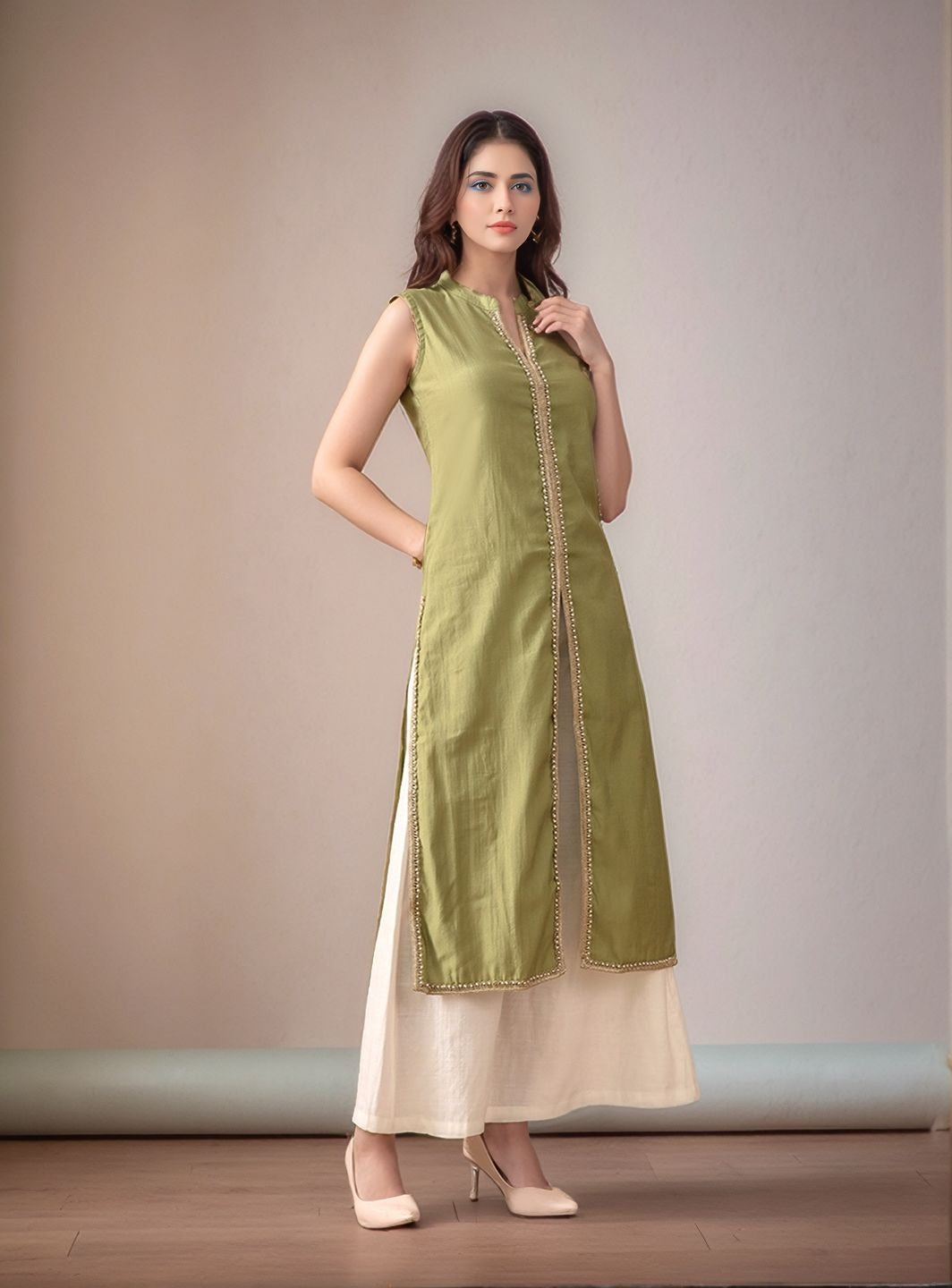 Myshka Women Kurta Set Green Laced Panel Kurta with Palazzo Round Neck A-line