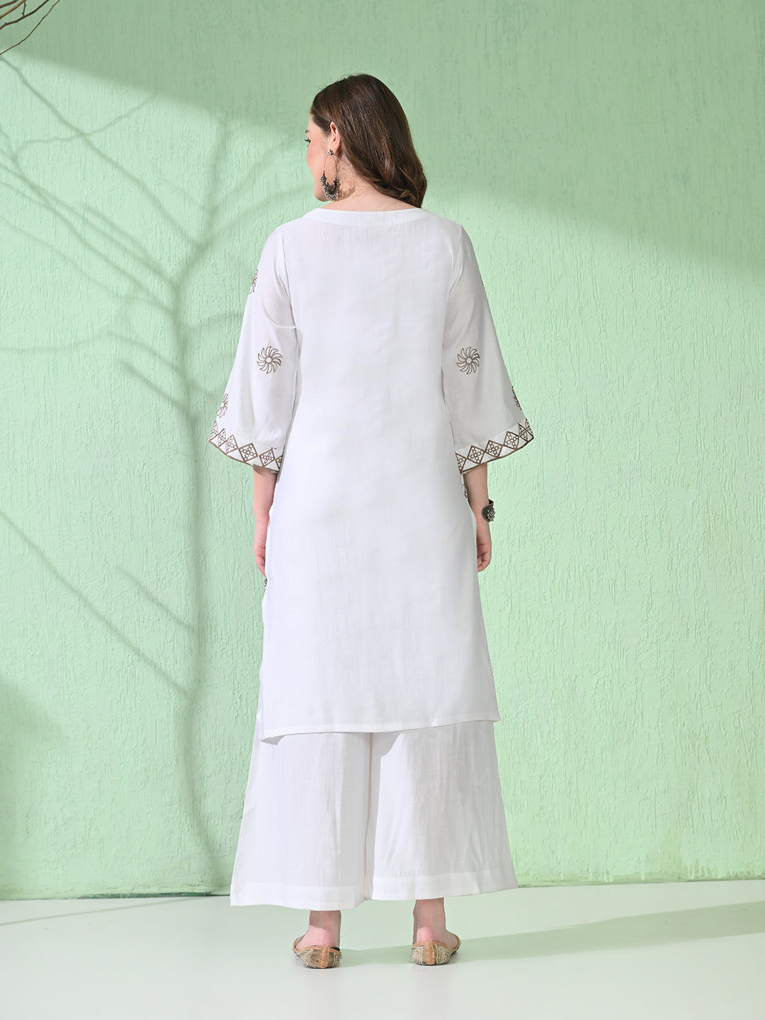 Myshka Women Embroidered Calf Length White Kurta With Palazzo
