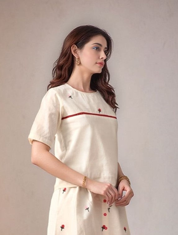 Myshka Women Off-White Self Design Top Short Sleeves