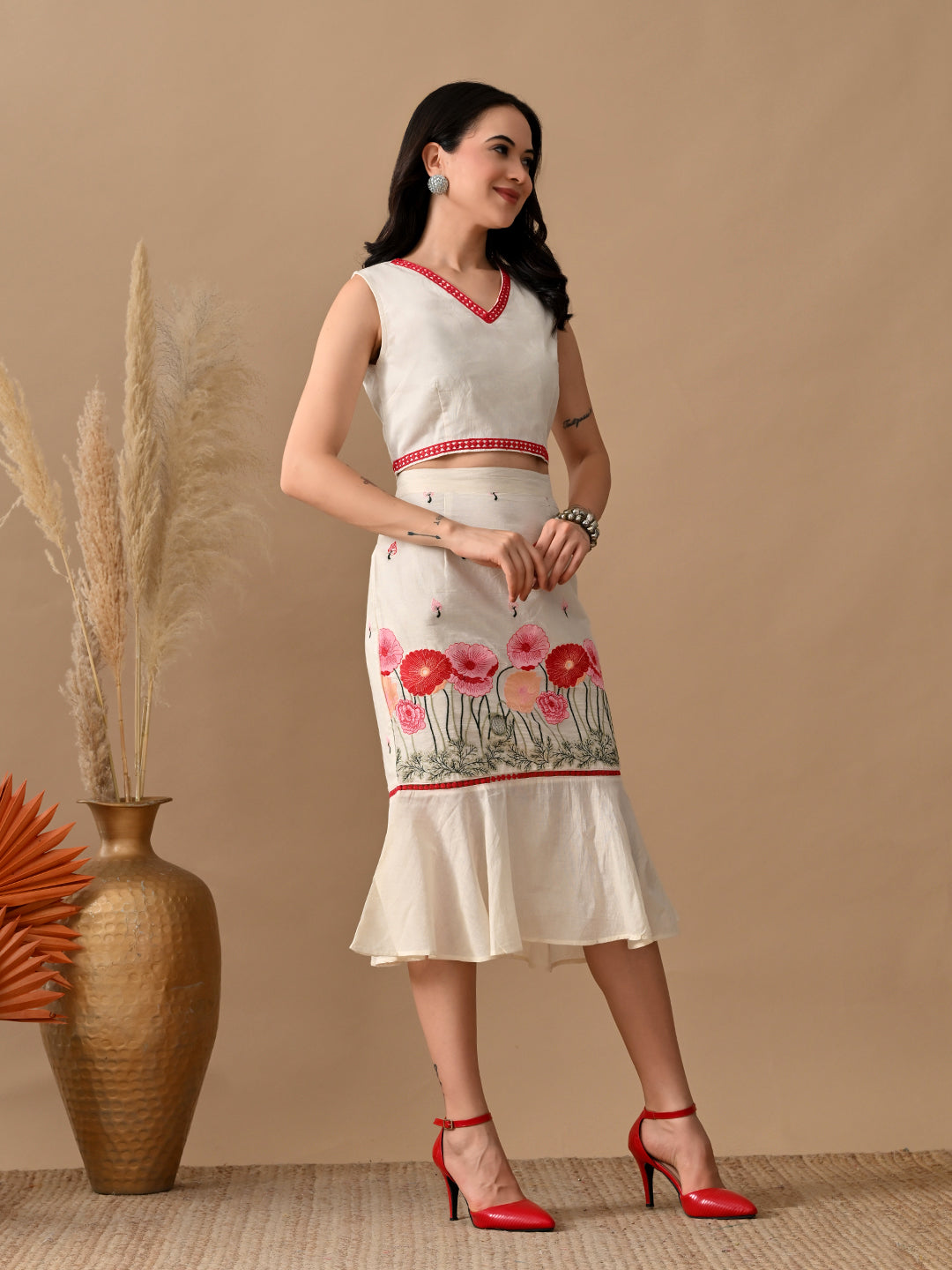 Myshka Women Multi Color Thread Floral Embroidered & Laced Sleeveless Top Mermaid Skirt Fusion