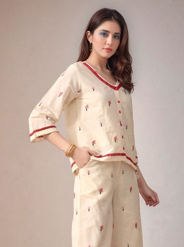 Myshka Women Red Embroidered Laced Shirt Three-Quarter Sleeves