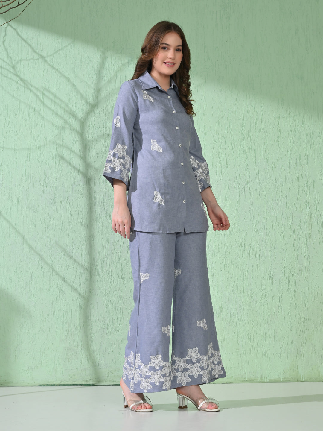 Myshka Women Floral Embroidered SkyBlue Tunic with Trouser