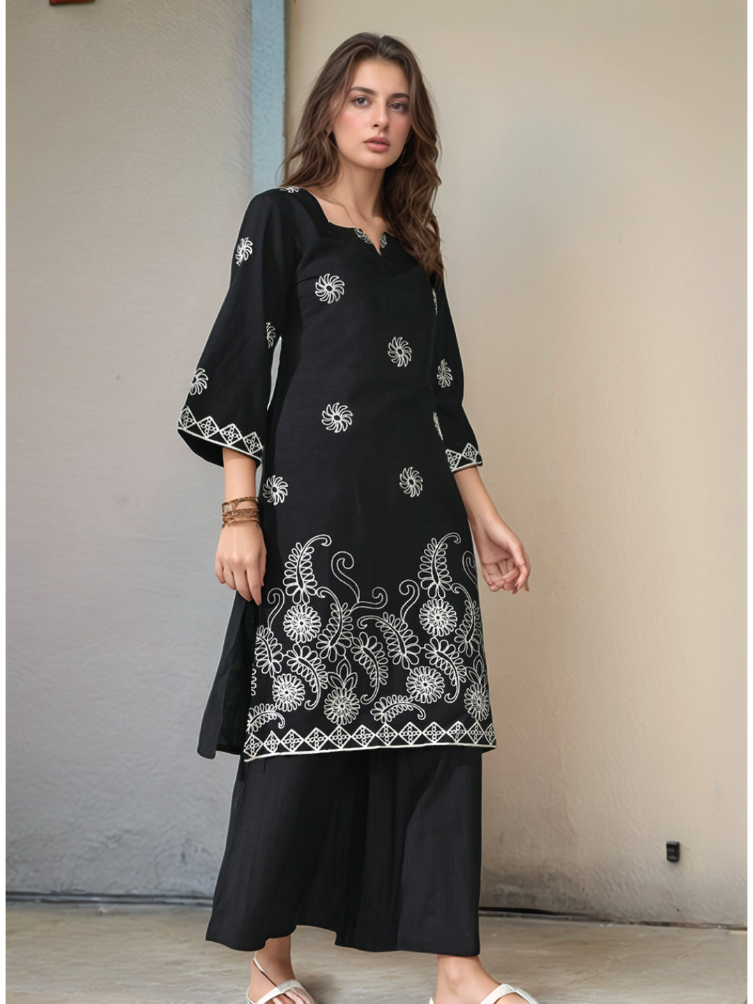 Myshka Women Embroidered Calf Length Black Kurta With Palazzo