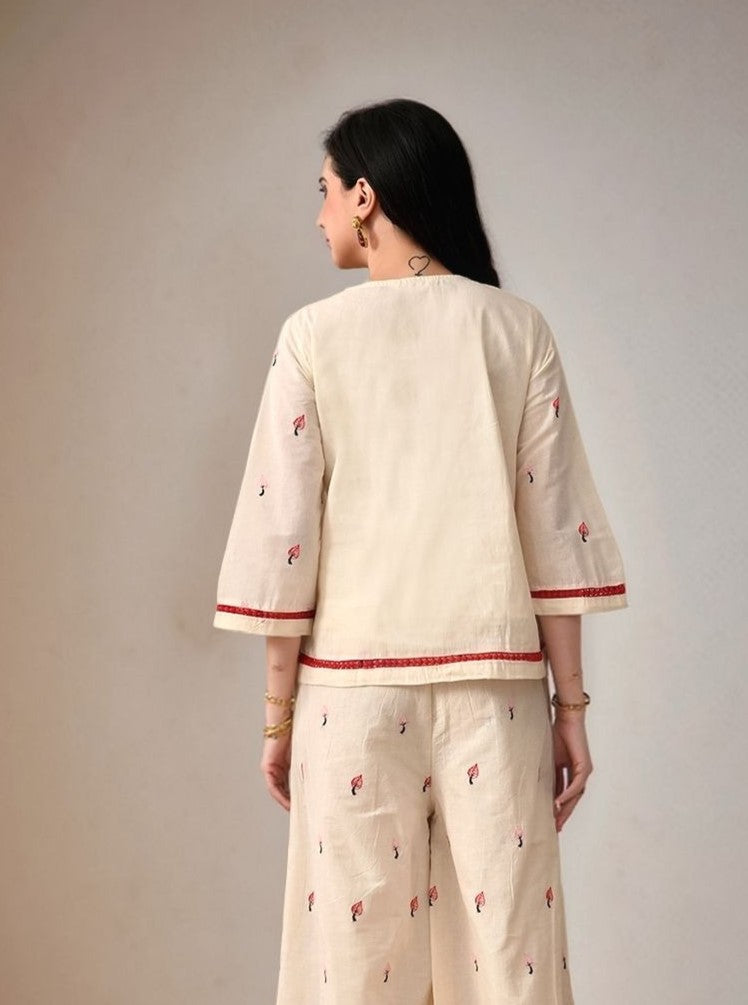 Myshka Women Red Embroidered Laced Shirt Three-Quarter Sleeves