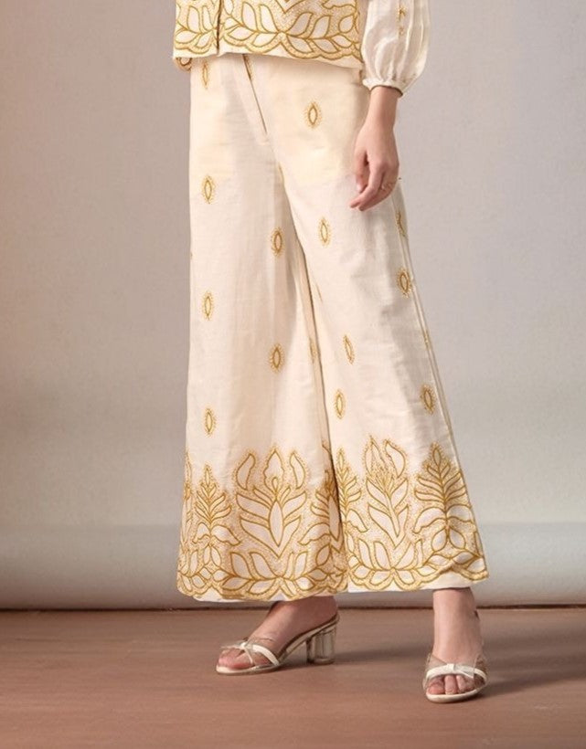 Myshka Women Mustard Yellow Ethnic Motif Embroidered Flared Trouser