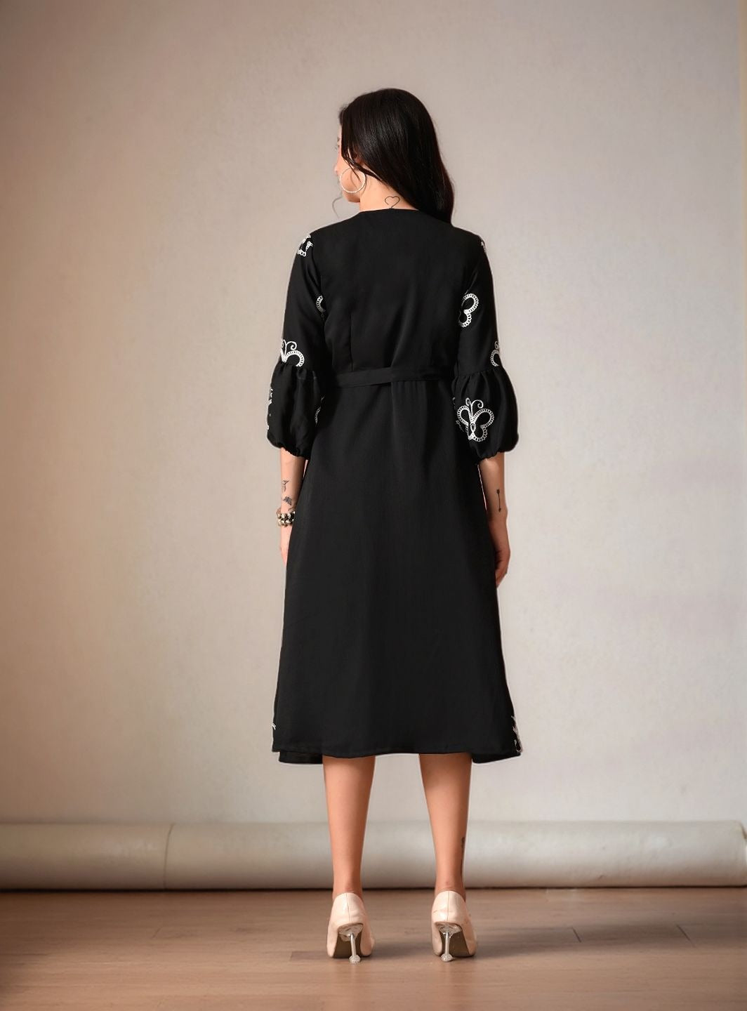 Myshka Women Black Embroidered Wrap Dress Trendy Sleeves