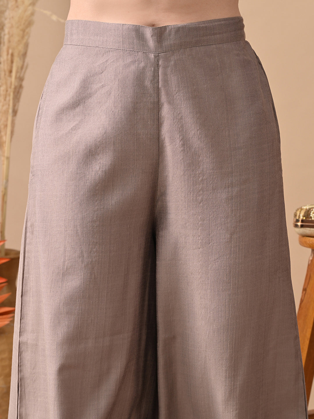 Myshka Women Grey Self Design Peplum Top Trouser Festive
