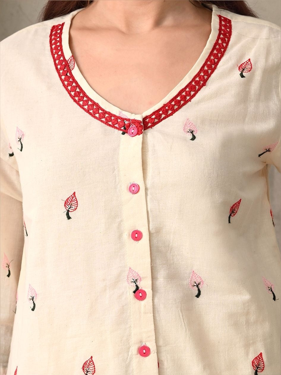 Myshka Women Red Embroidered Laced Shirt Three-Quarter Sleeves