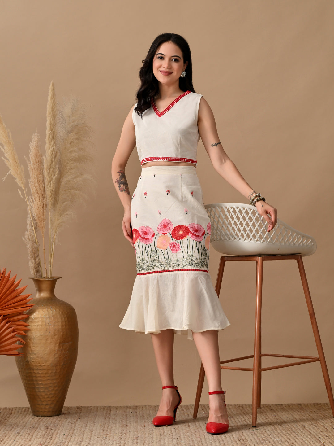 Myshka Women Multi Color Thread Floral Embroidered & Laced Sleeveless Top Mermaid Skirt Fusion