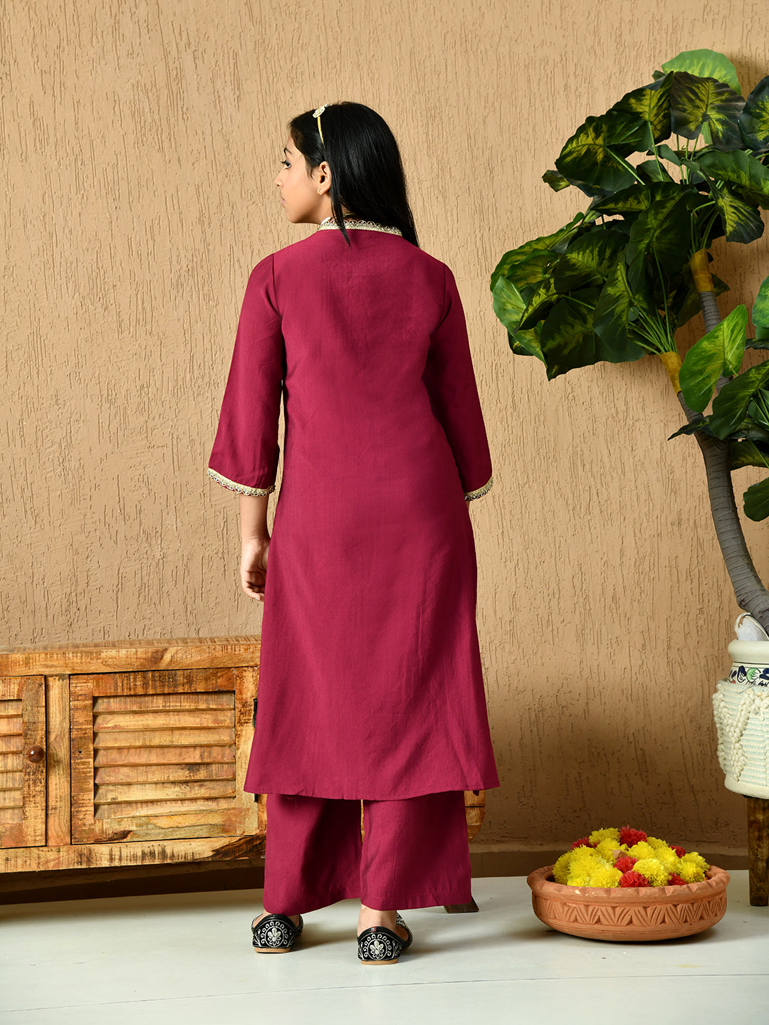 Myshka Kids Girls Calf length Embellished Kurta Set Magenta Color