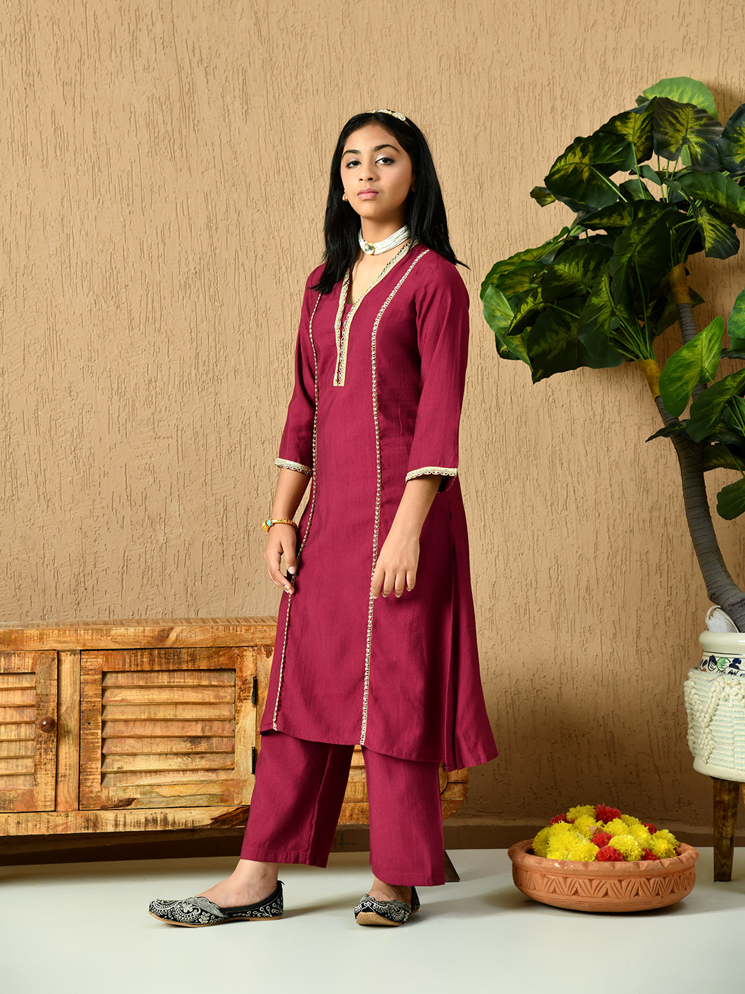 Myshka Kids Girls Calf length Embellished Kurta Set Magenta Color