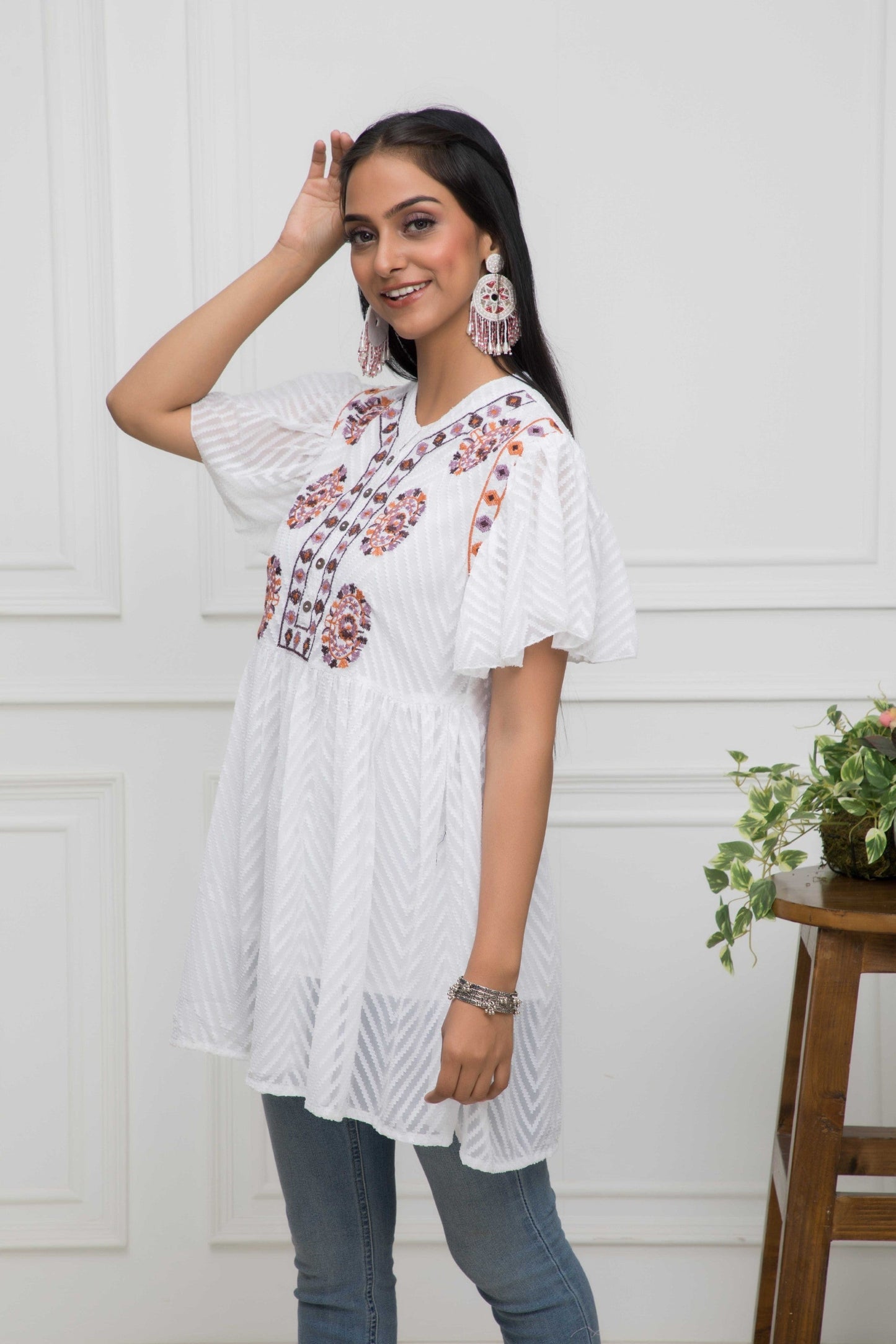 Women's White Solid V-Neck Flared Sleeves Synthetic Georgette Top Myshka