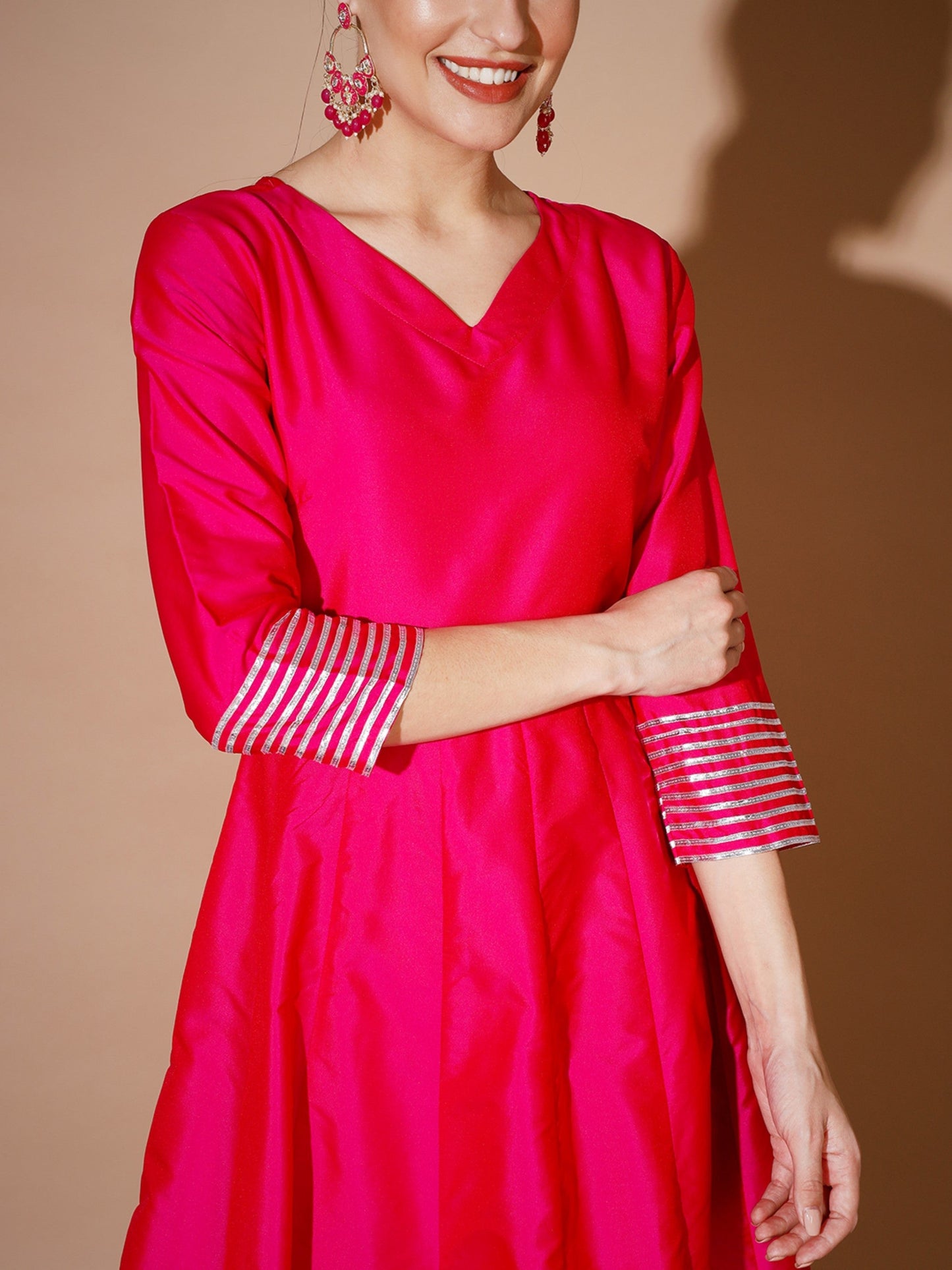 Women's Pink Solid Kurta & With Dupatta Myshka