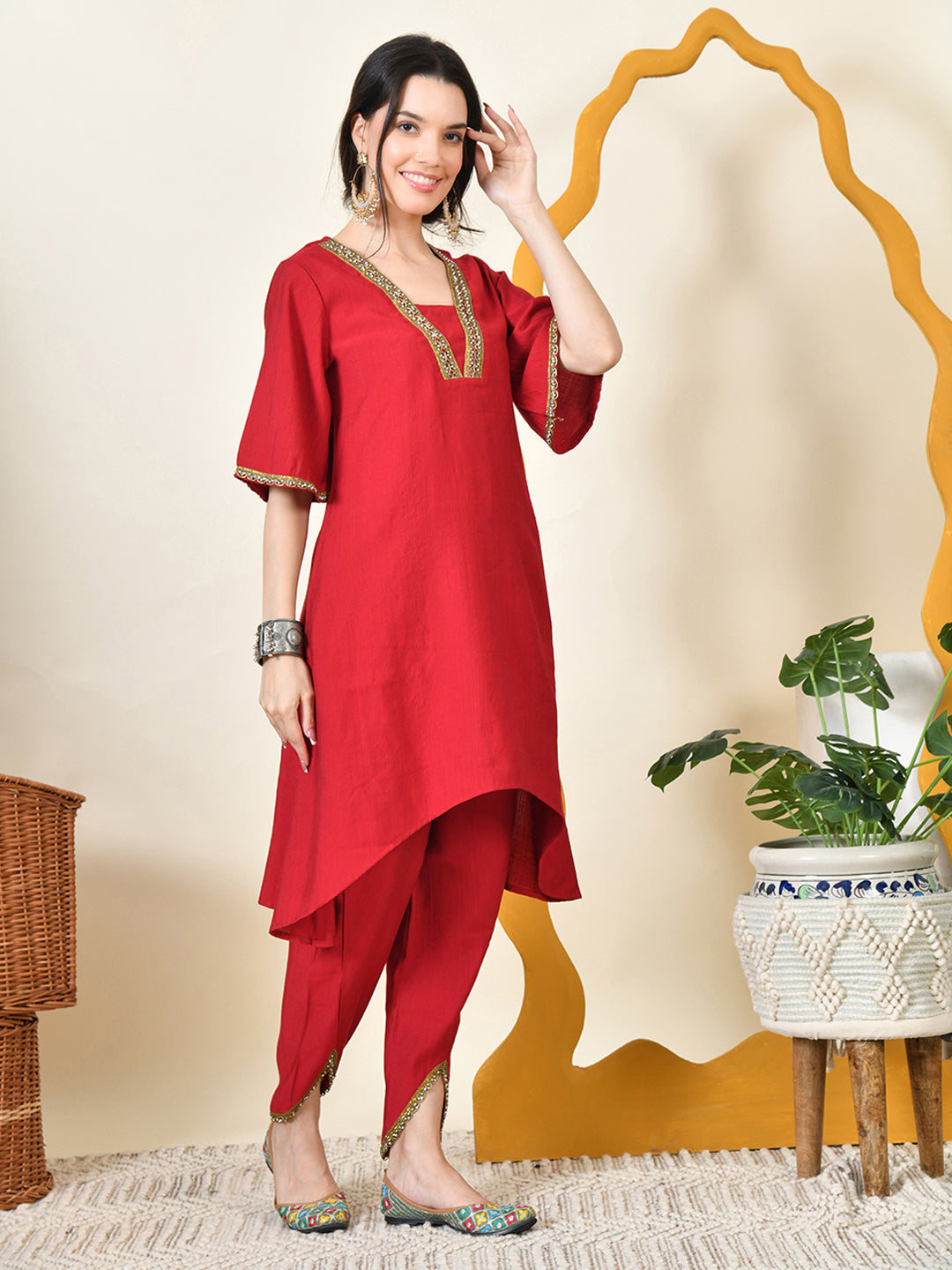 Myshka Women's Red Solid V-Neck Bell Sleeves Kurta & Dhoti Pants