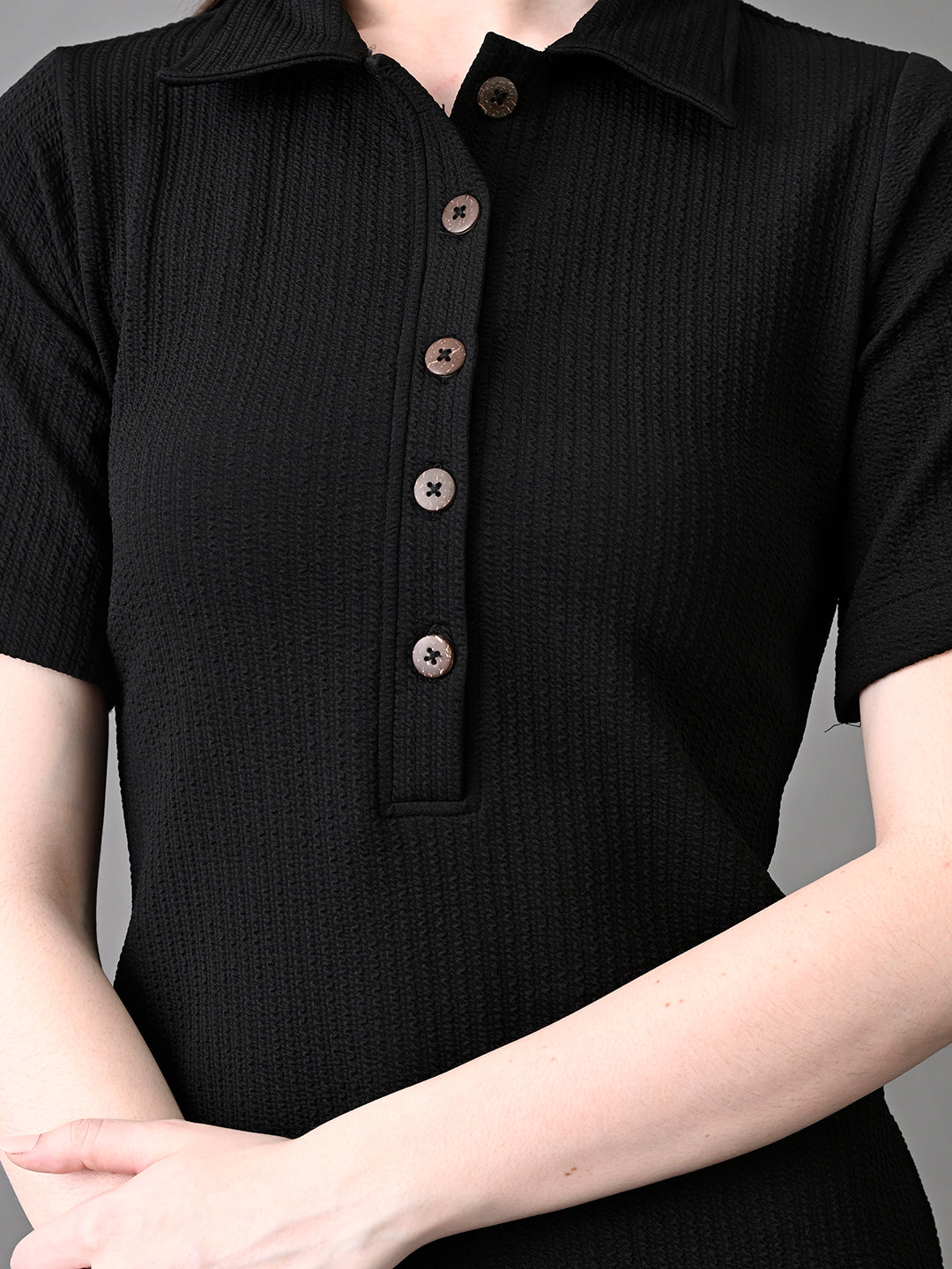Myshka Women's Elegant Black Midi Dress With Collared Neckline
