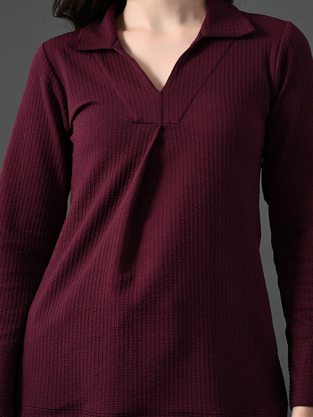 Myshka Women's Classic Magenta V-Neck Full Sleeve Top For Daily Wear