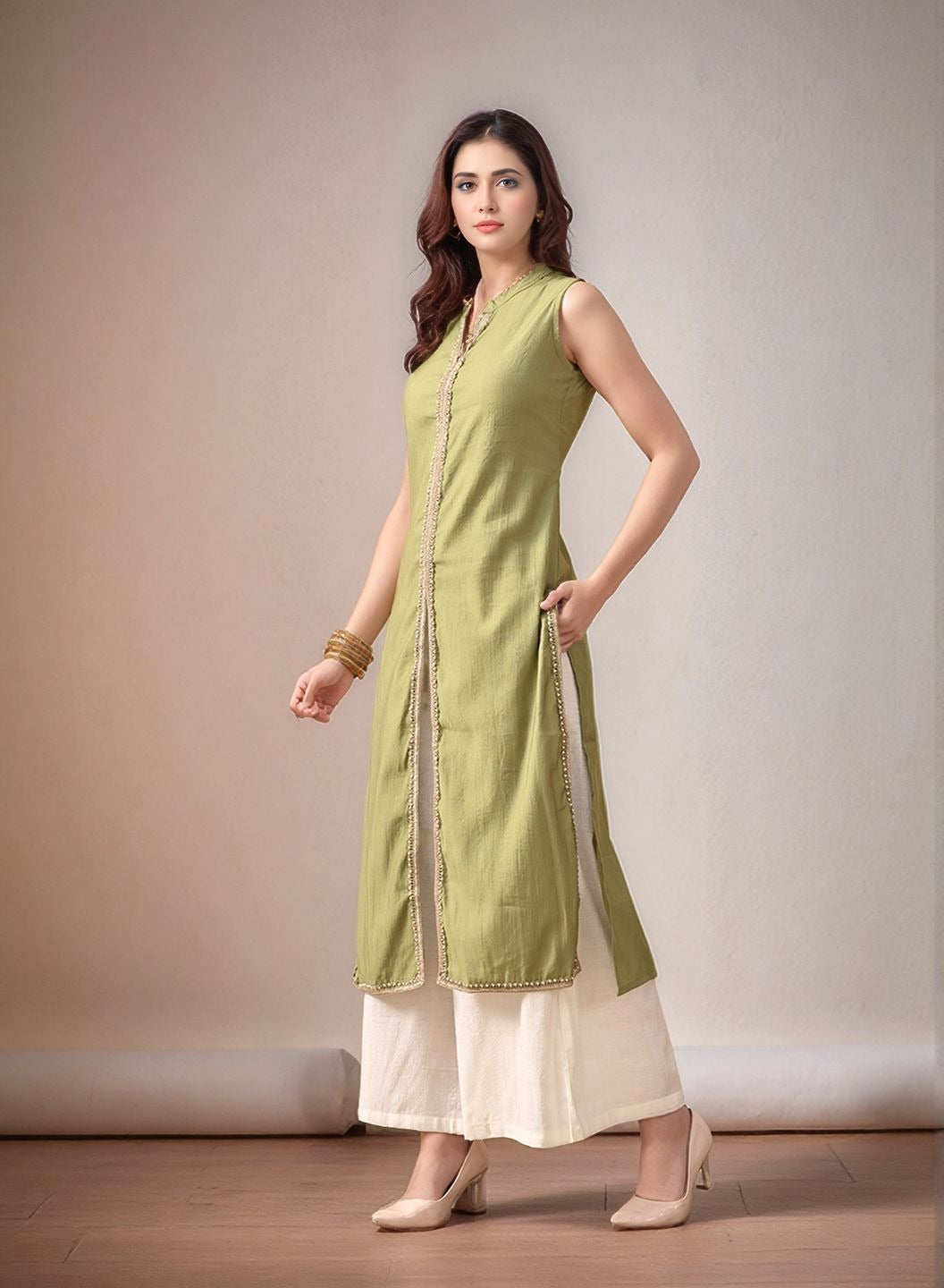 Myshka Women Kurta Set Green Laced Panel Kurta with Palazzo Round Neck A-line