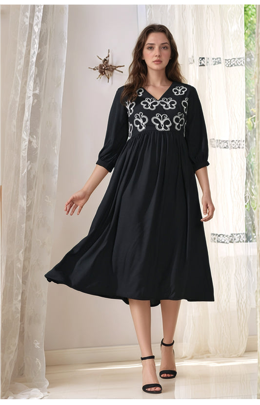 Myshka Women Flared Knee Length Embroidered Navy Dress