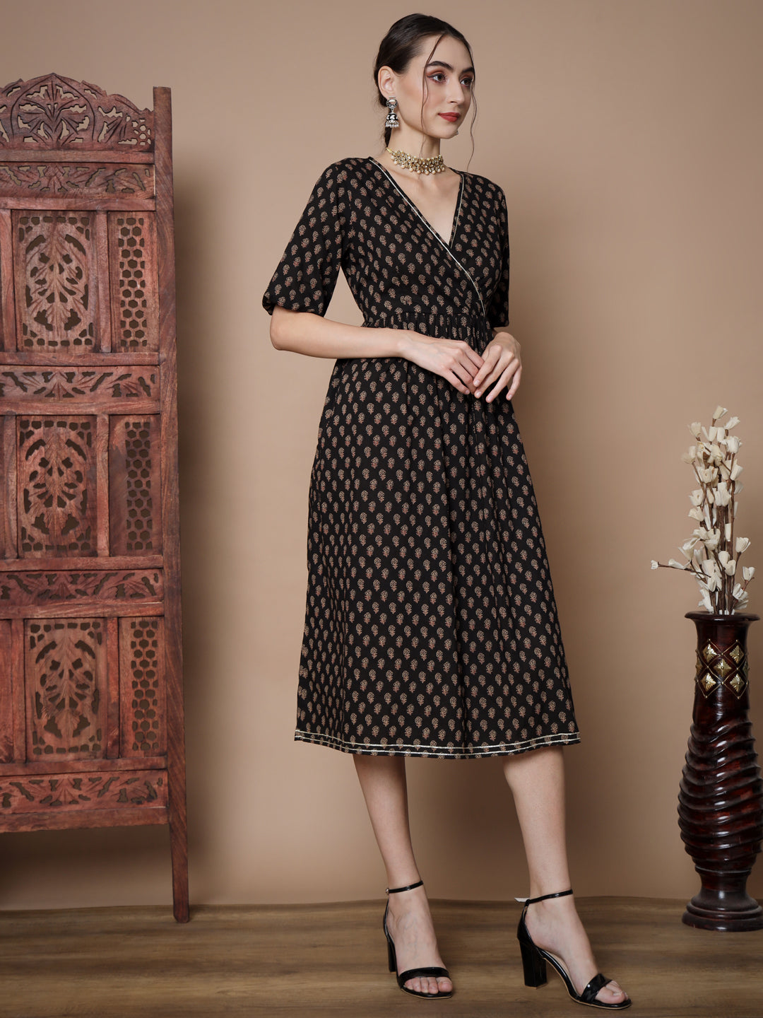 Women's Black Floral Printed Empire Dress Myshka